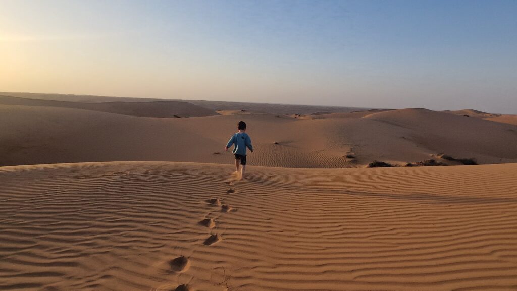 Running on desert dunes